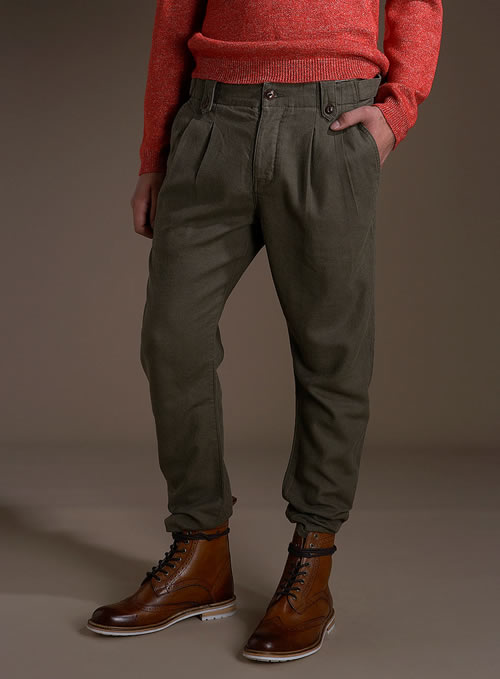 Topman khaki twin pleat chinos Topman khaki twin pleat chinos